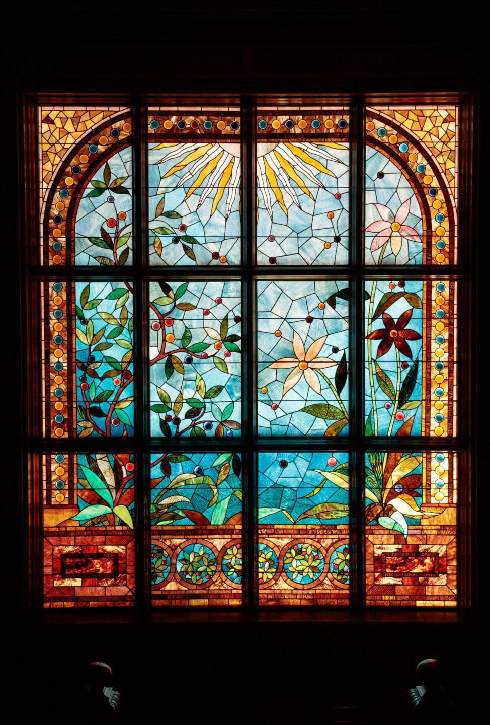 Ballantine House stained glass window Newark Museum of Art Attributed to the Belcher Mosaic Glass Company, Stair landing window, 1885. Lead, glass, wood. Purchase 1937 | 37.646.11.19. Photo by Richard Goodbody