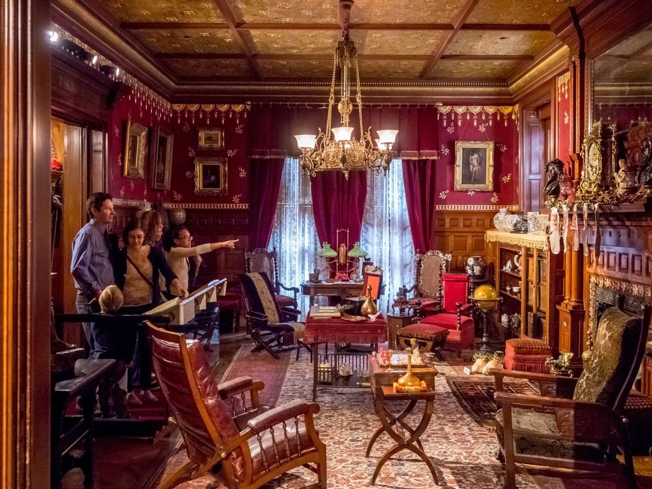 family viewing living room Ballantine House Newark Museum of Art
