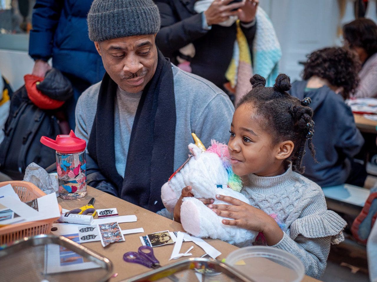 father and daughter arts and crafts event newark museum of art